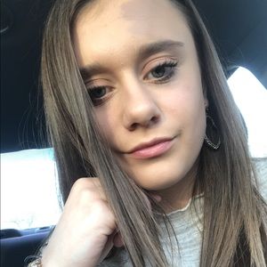 Meet your Posher, Tara